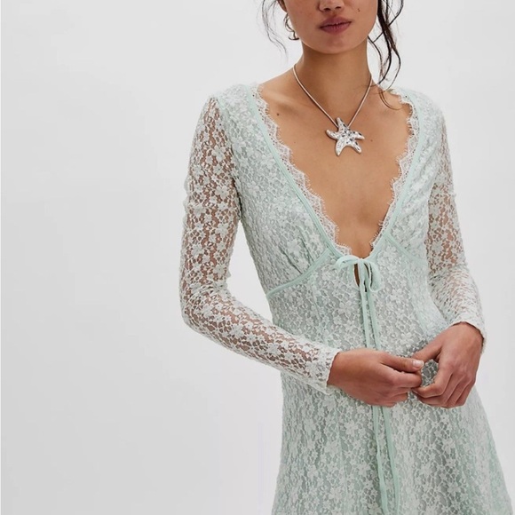 Free People Dresses & Skirts - Free people Petra mini dress